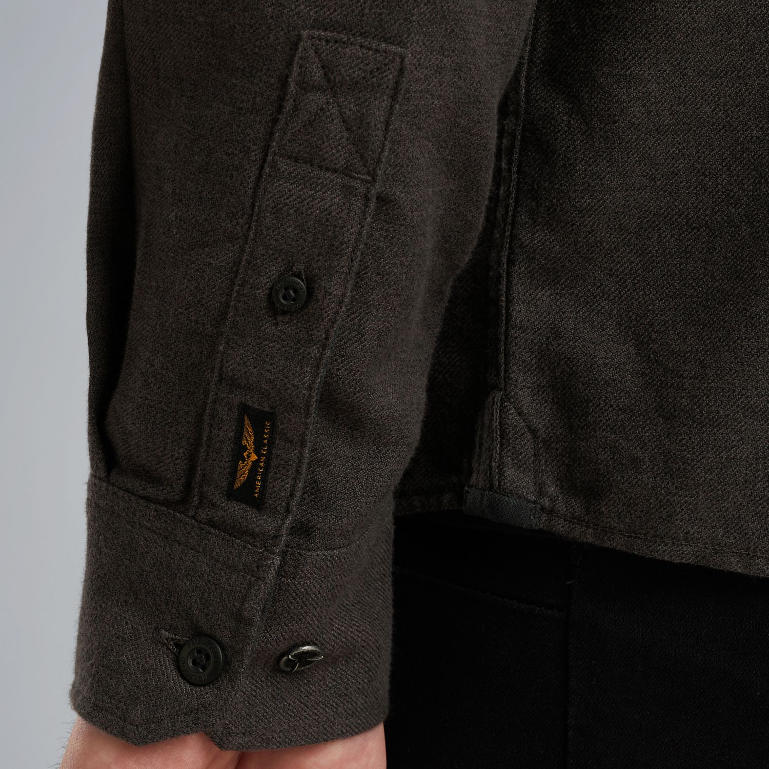 Рубашка PME Legend с фактурной поверхностью чёрная артикул PSI2510202-9067