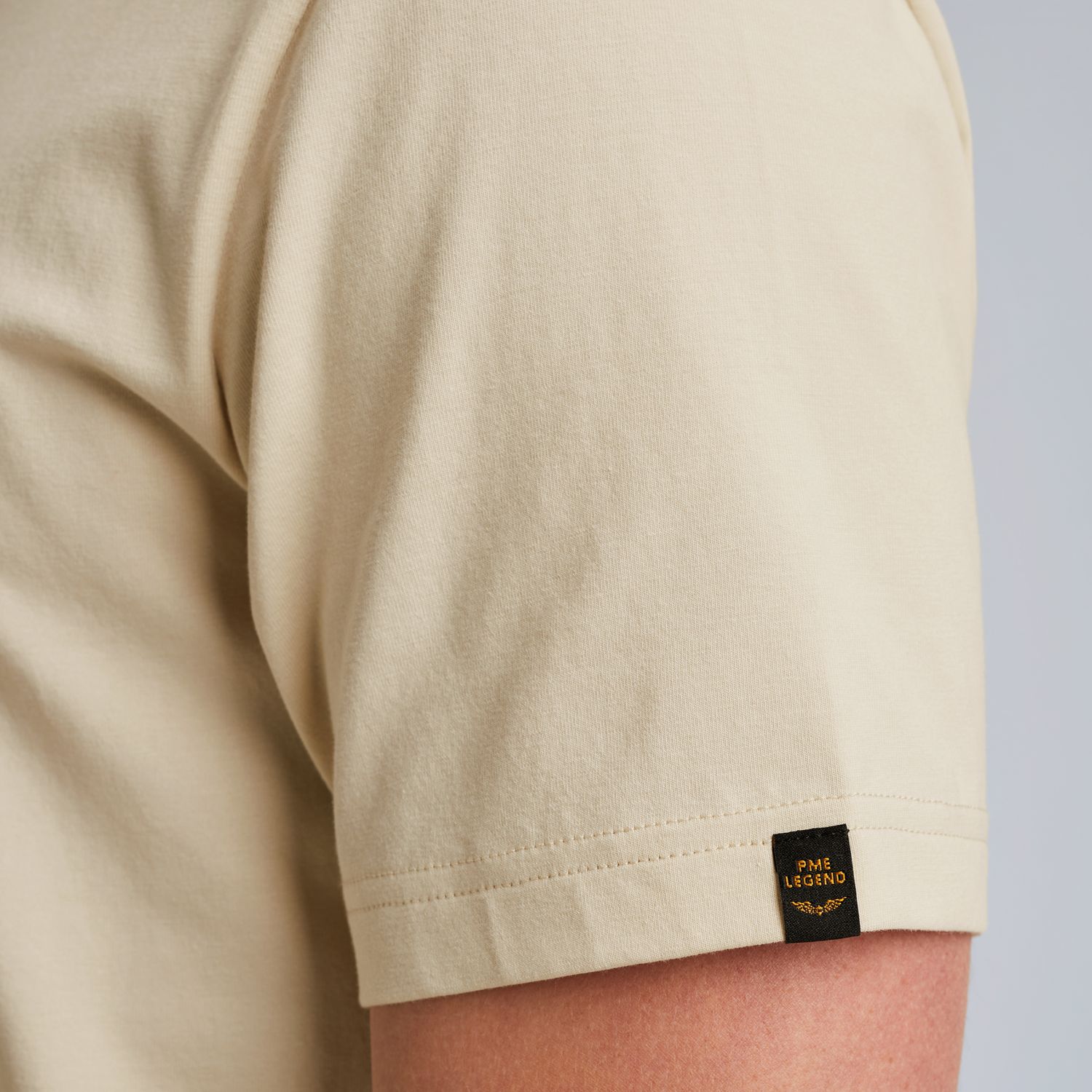 Футболка с принтом бежевая артикул PTSS2509569-7013