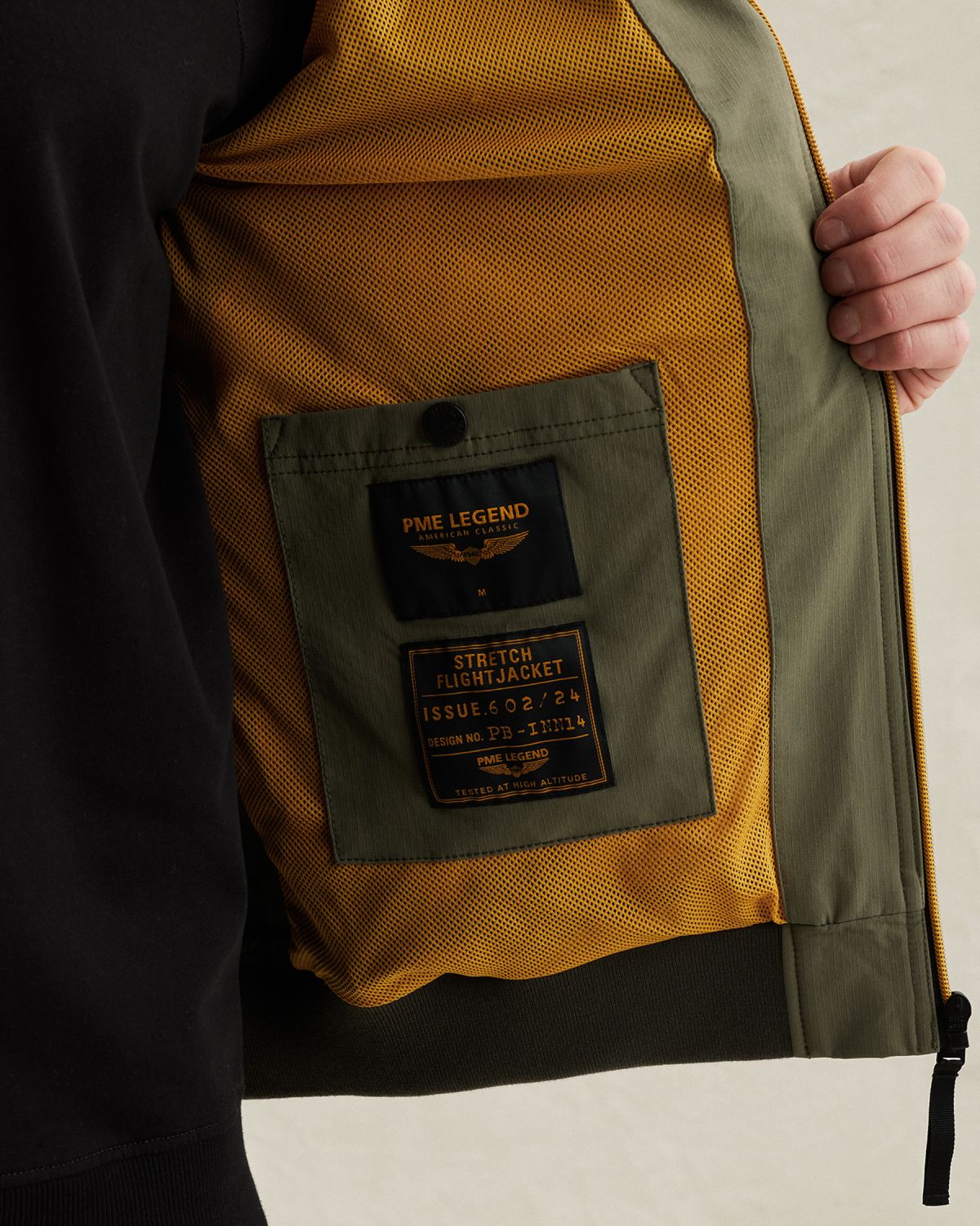 Куртка PME Legend эластичная с капюшоном зелёная артикул PJA2602124-6414