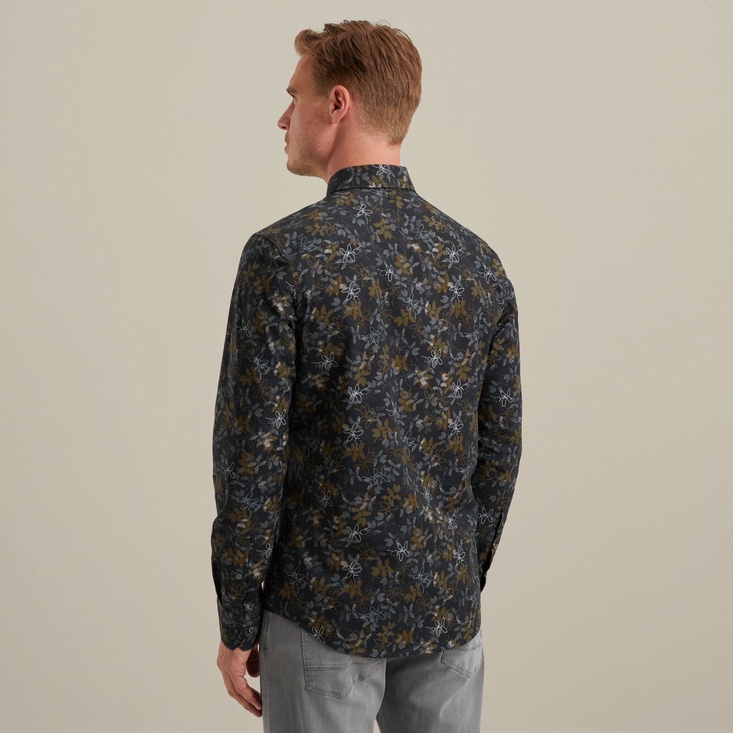 Рубашка Vanguard с принтом синяя артикул VSI2508203-5073