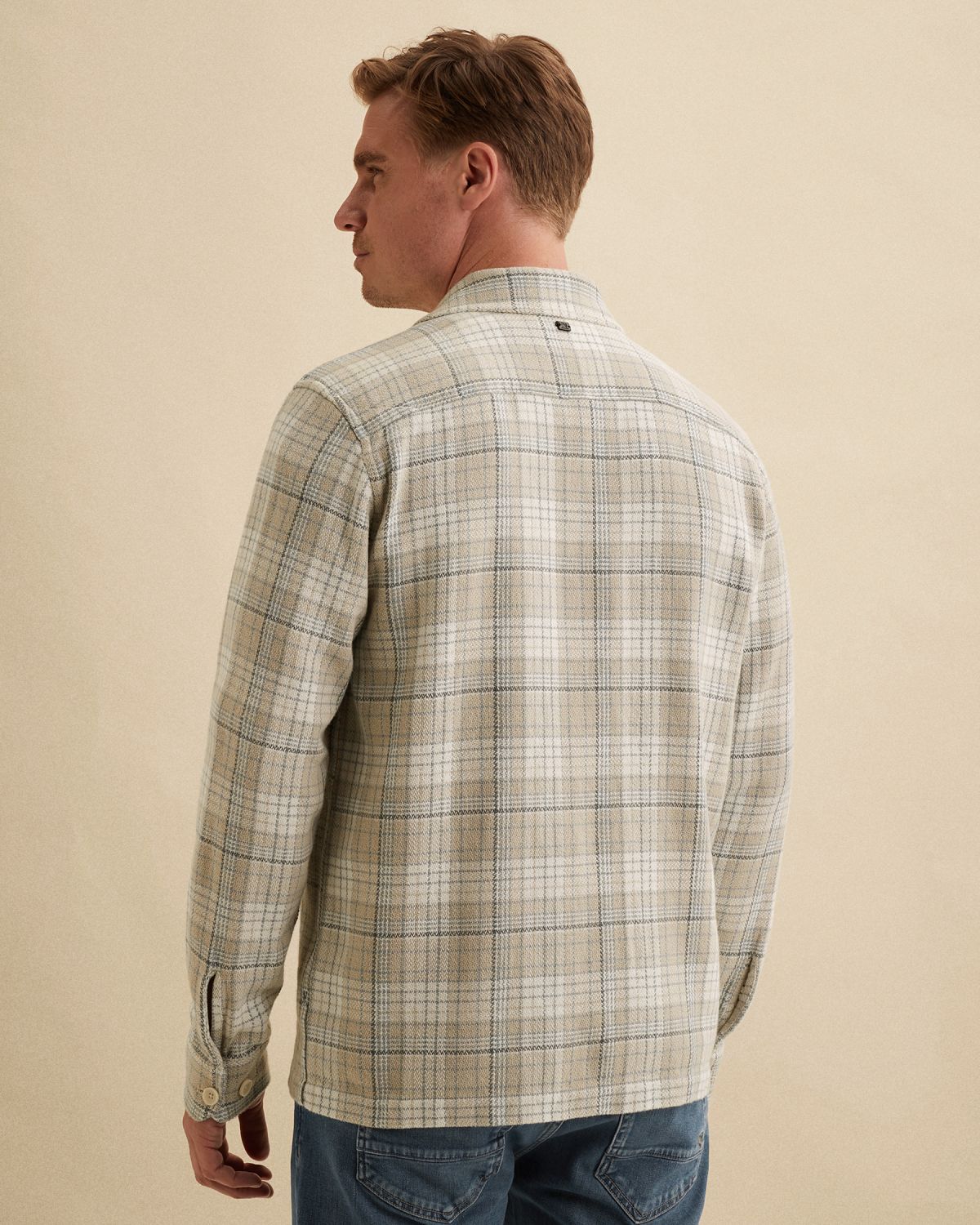 Рубашка-куртка Vanguard в клетку бежевая артикул VSI2602216-9017