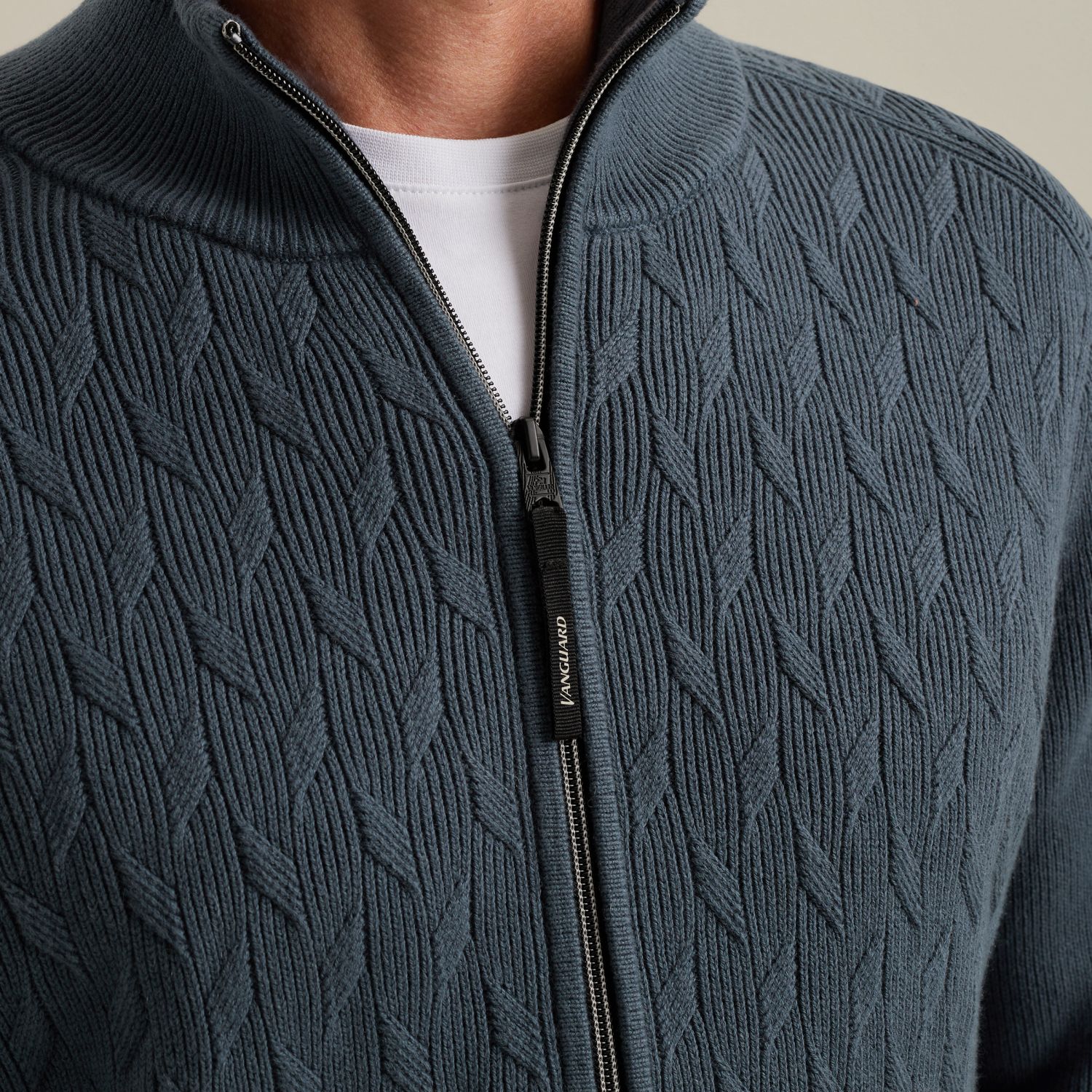 Кардиган Vanguard с молнией синий артикул VKC2509376-5279