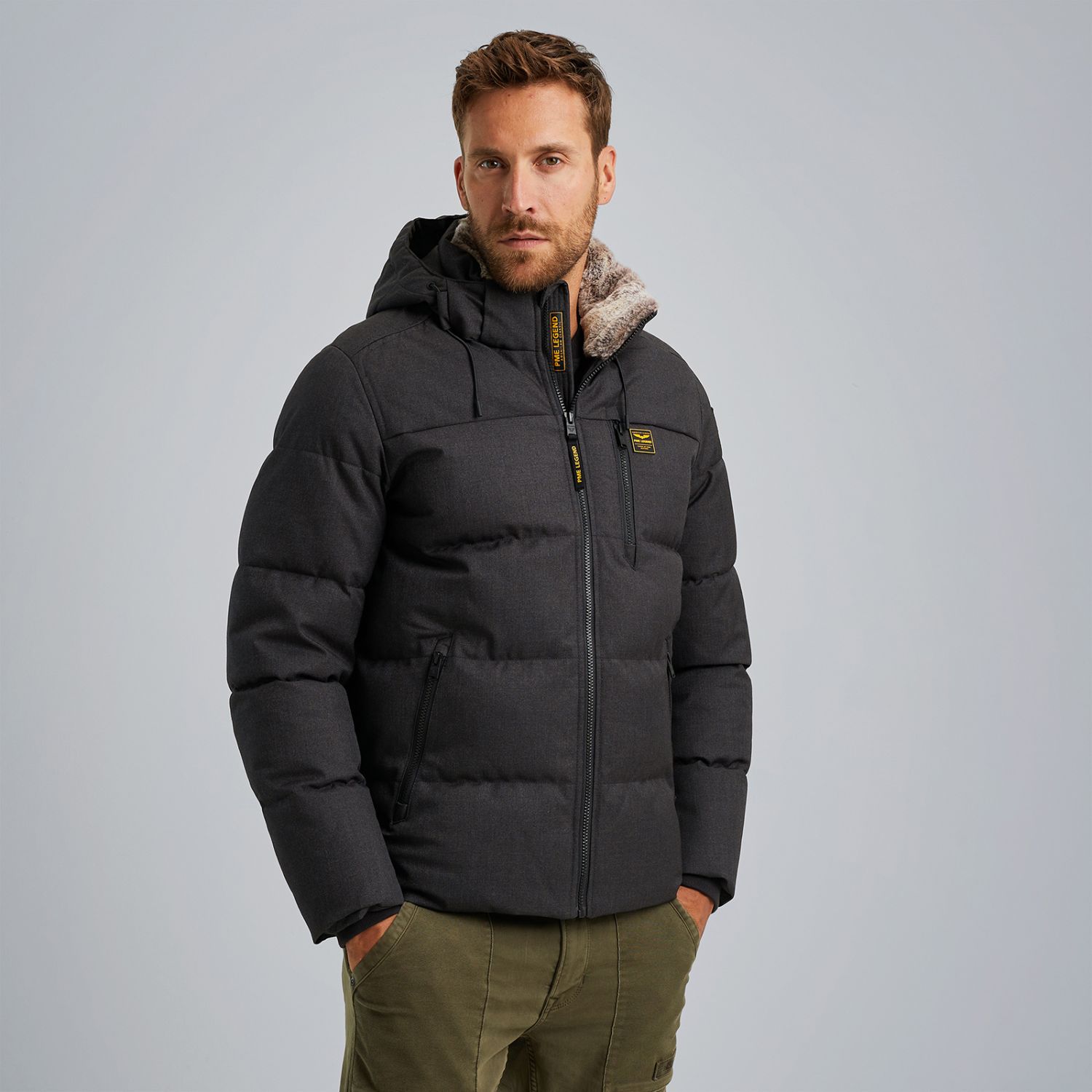 Куртка Yetcraft серая артикул PJA2508116-9073