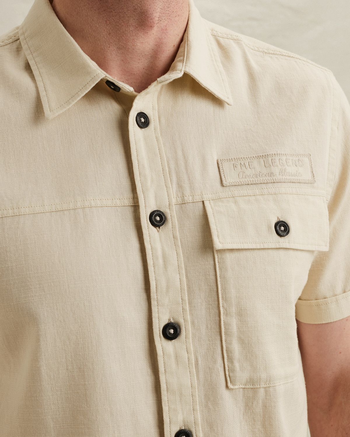 Рубашка PME Legend из фактурного хлопка с короткими рукавами бежевая артикул PSIS2603268-7013