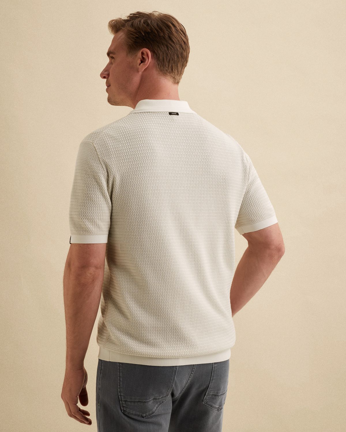 Кардиган Vanguard с короткими рукавами белый артикул VKCS2603362-7004