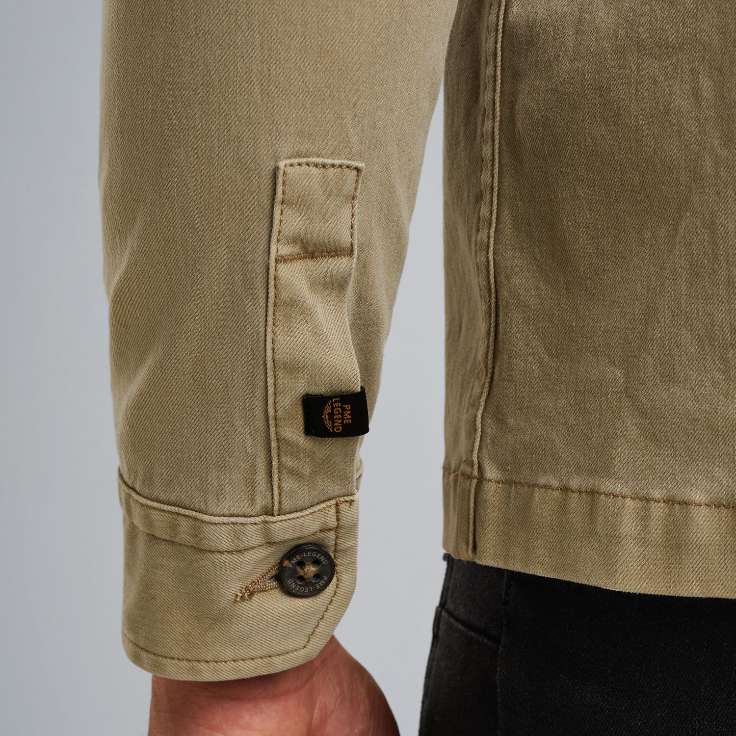 Рубашечная куртка PME Legend с карманами бежевая артикул PSI2509253-8011