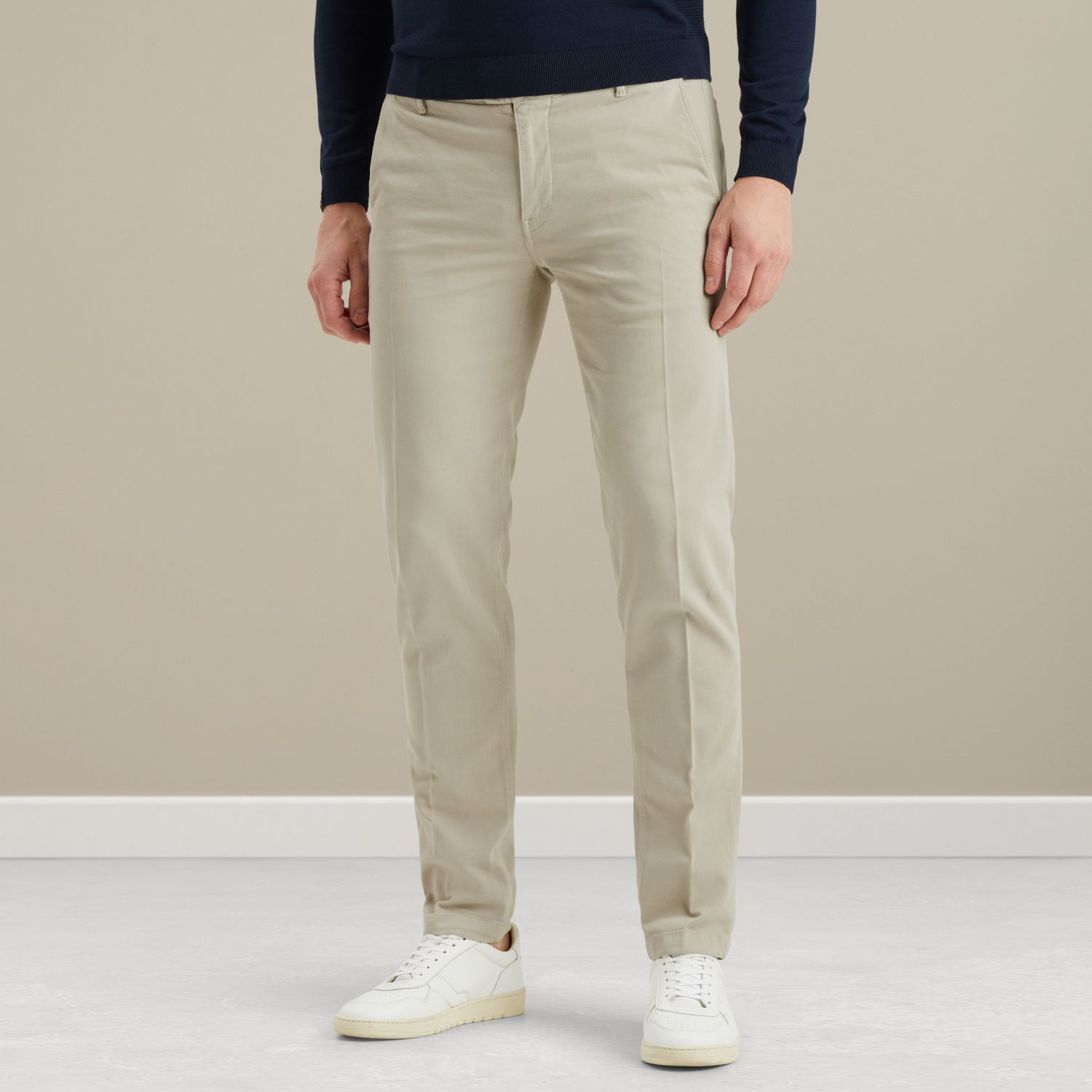 Брюки чиносы Vanguard regular fit бежевый