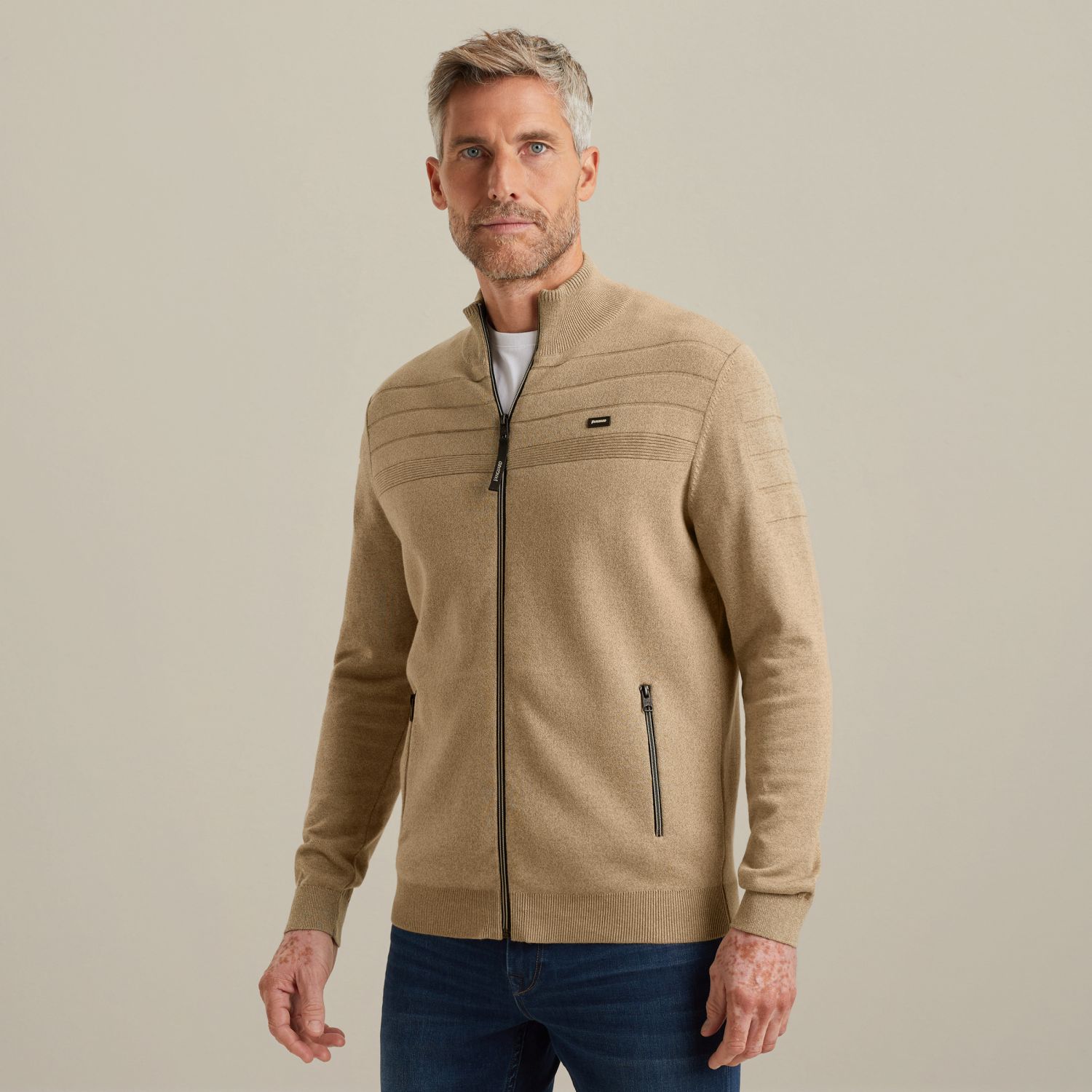 Кардиган Vanguard с молнией хаки артикул VKC2509374-8015