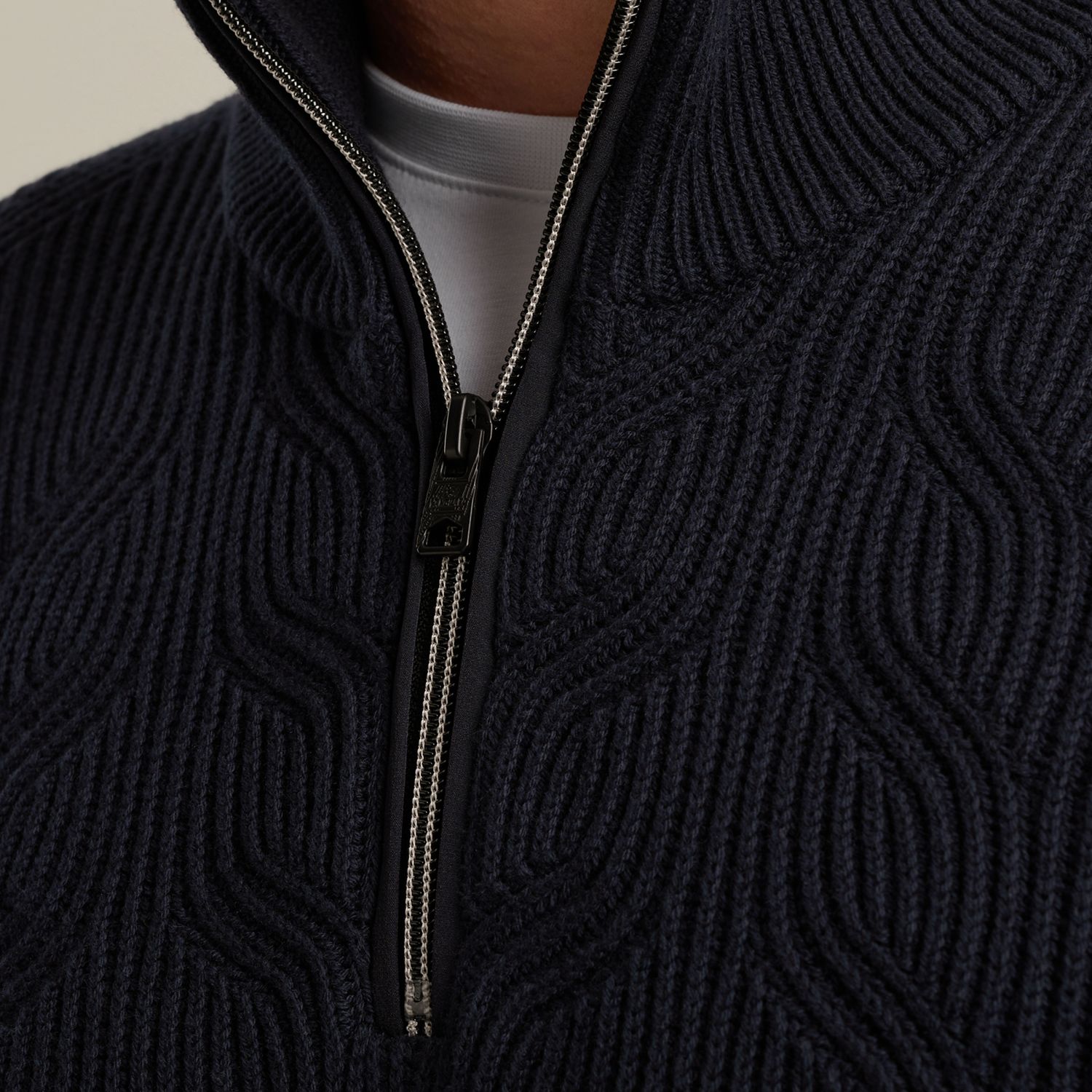 Пуловер Vanguard с воротником-стойкой и короткой молнией синий артикул VKW2509328-5073