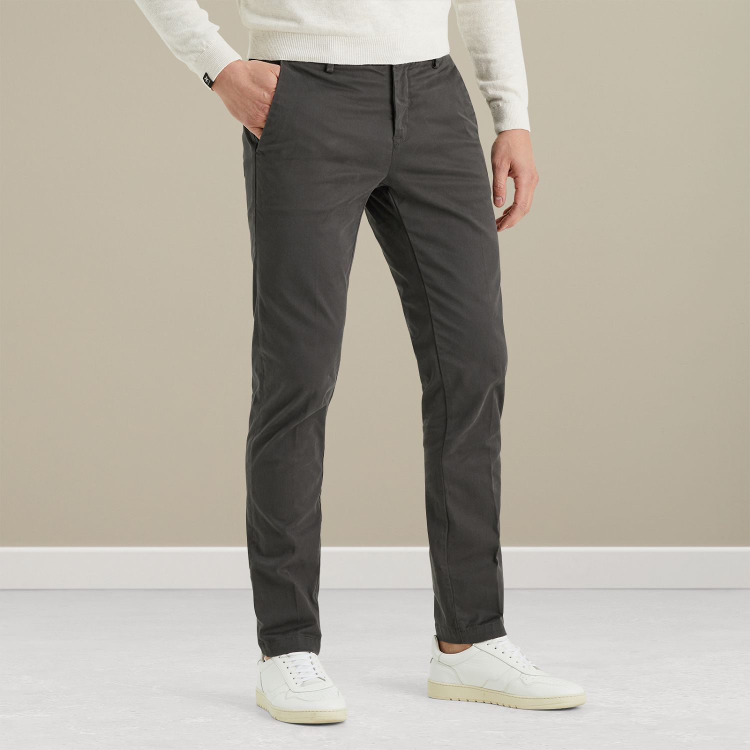 Брюки чинос Vanguard V12 slim fit тёмно-серые артикул VTR2408622-9106