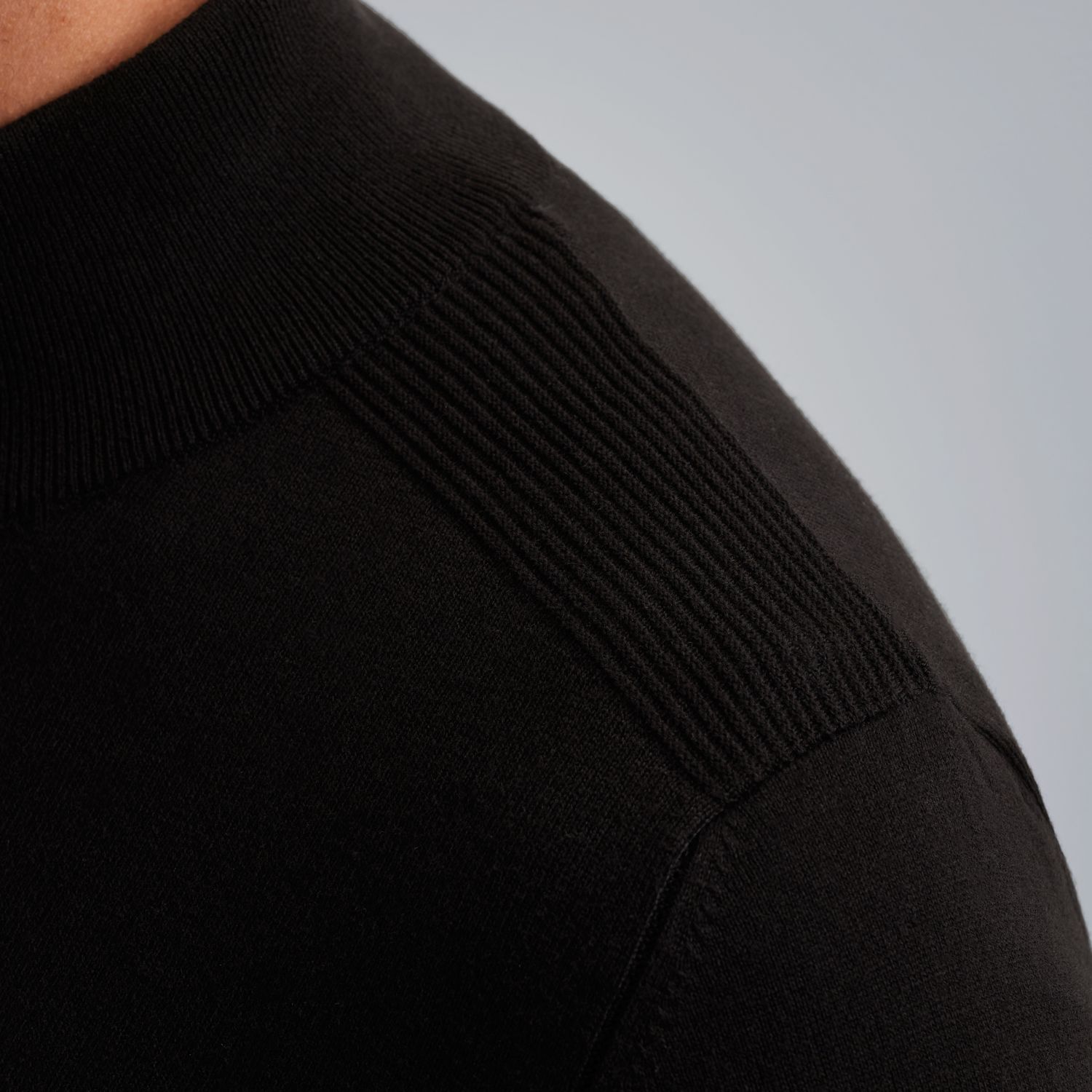 Пуловер PME Legend с молнией чёрный артикул PKW2508303-999