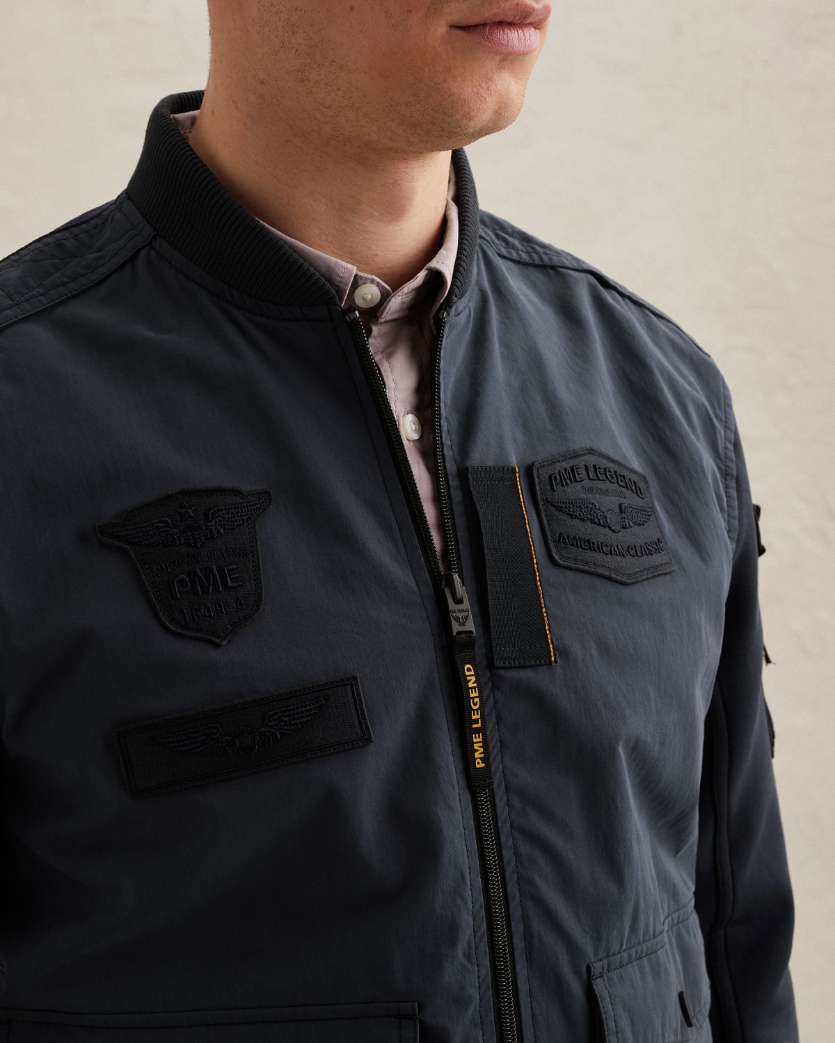 Куртка PME Legend с карманом на рукаве синяя артикул PJH2602486-5116