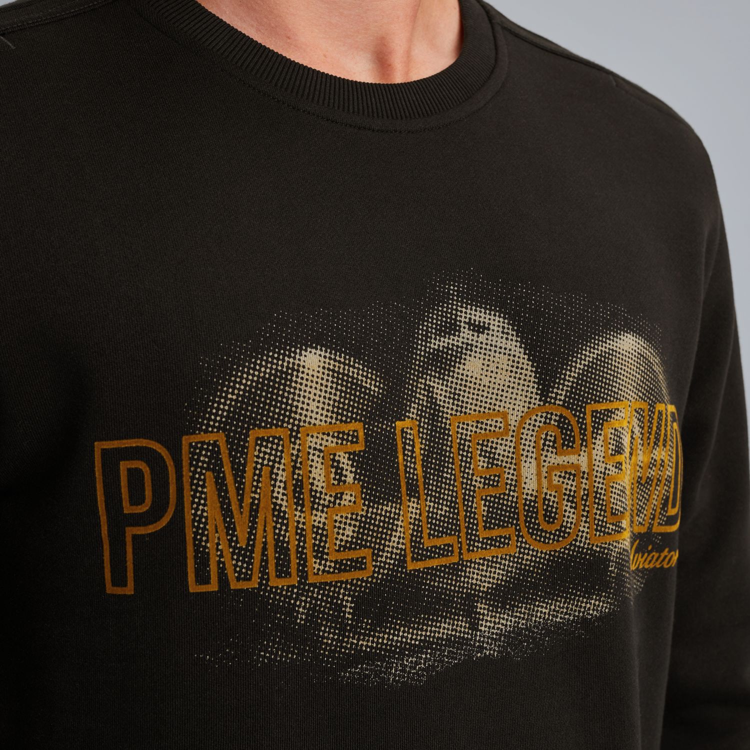 Свитшот PME Legend с крупным принтом чёрный артикул PSW2509460-999