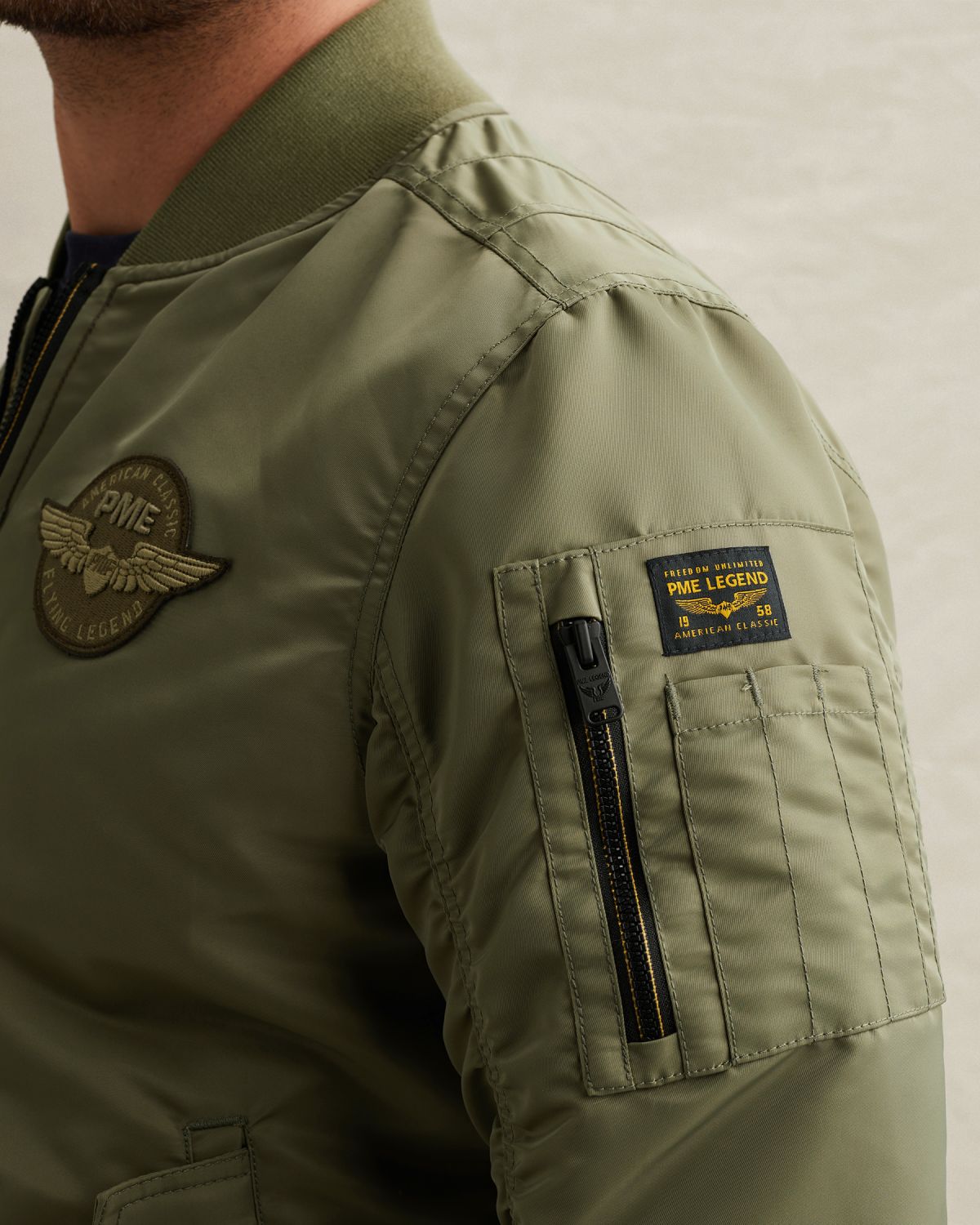 Куртка PME Legend Authentic MA-1 зелёная артикул PJA2602131-6379