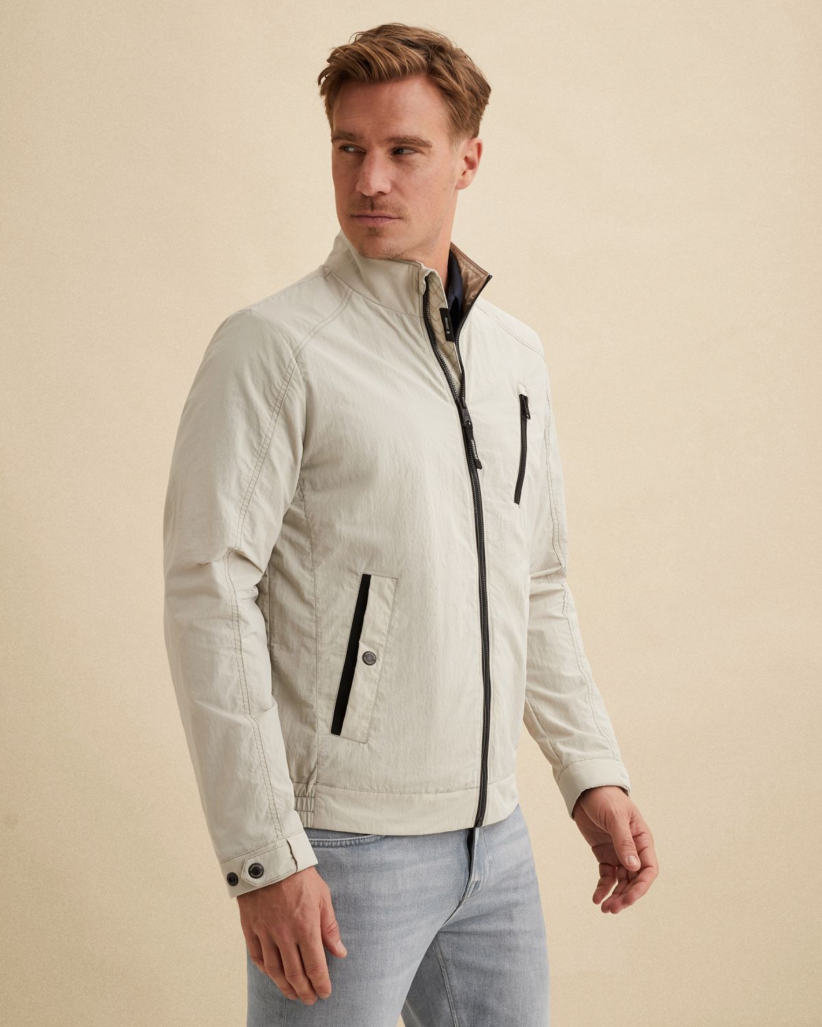 Куртка Vanguard с застёжкой-молнией бежевaя артикул VJA2602173-9017