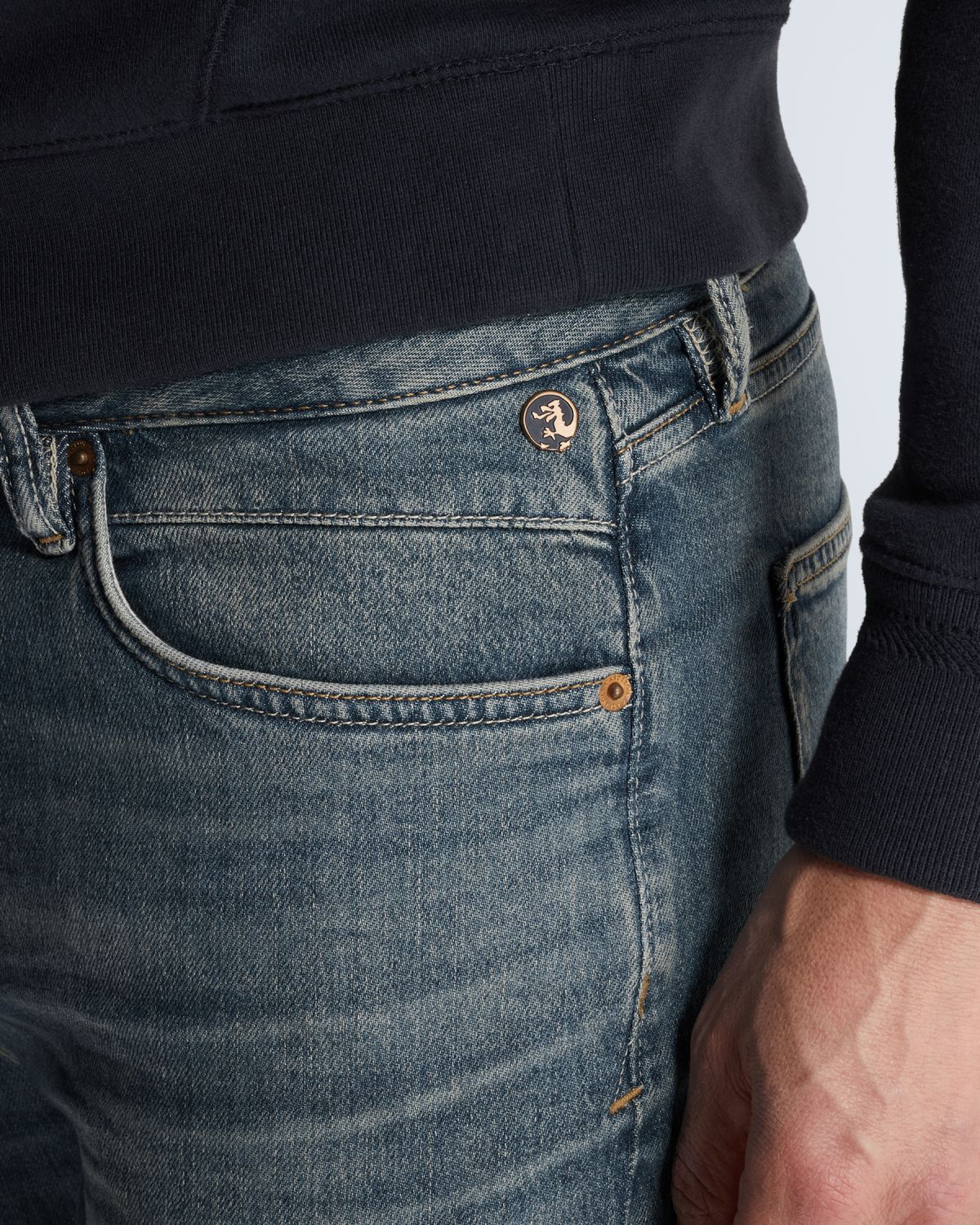 Джинсы Cast-Iron Valver синие артикул CTR620-DVW