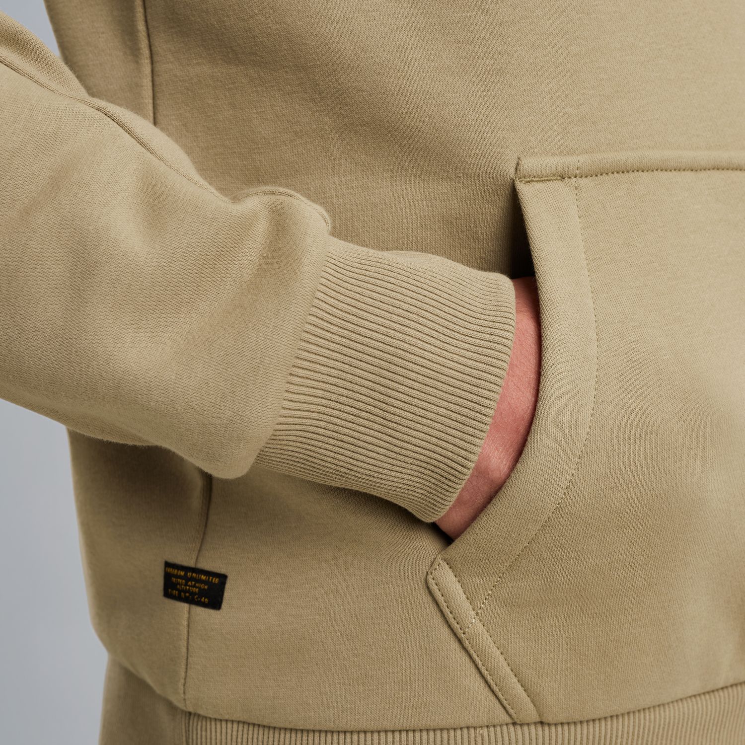 Толстовка PME Legend с карманом-кенгуру бежевая артикул PSW2509450-8011