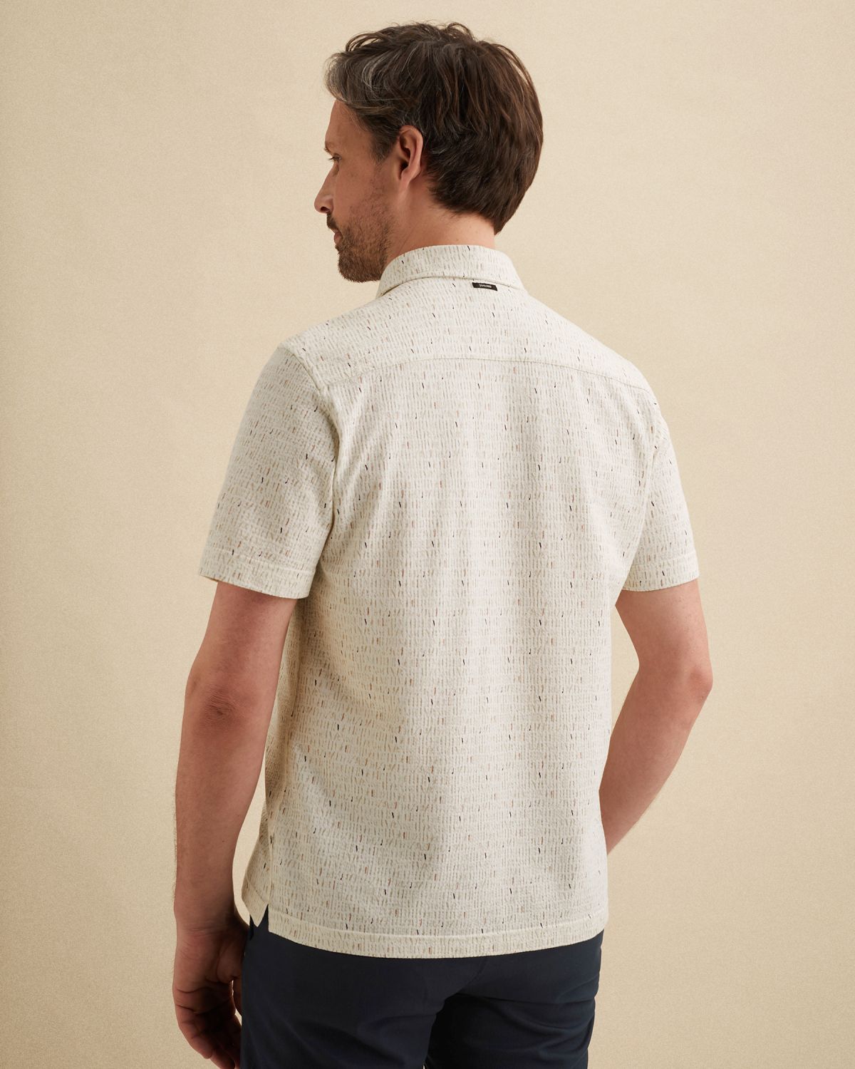 Рубашка Vanguard с принтом и короткими рукавами белая артикул VSIS2604266-7004