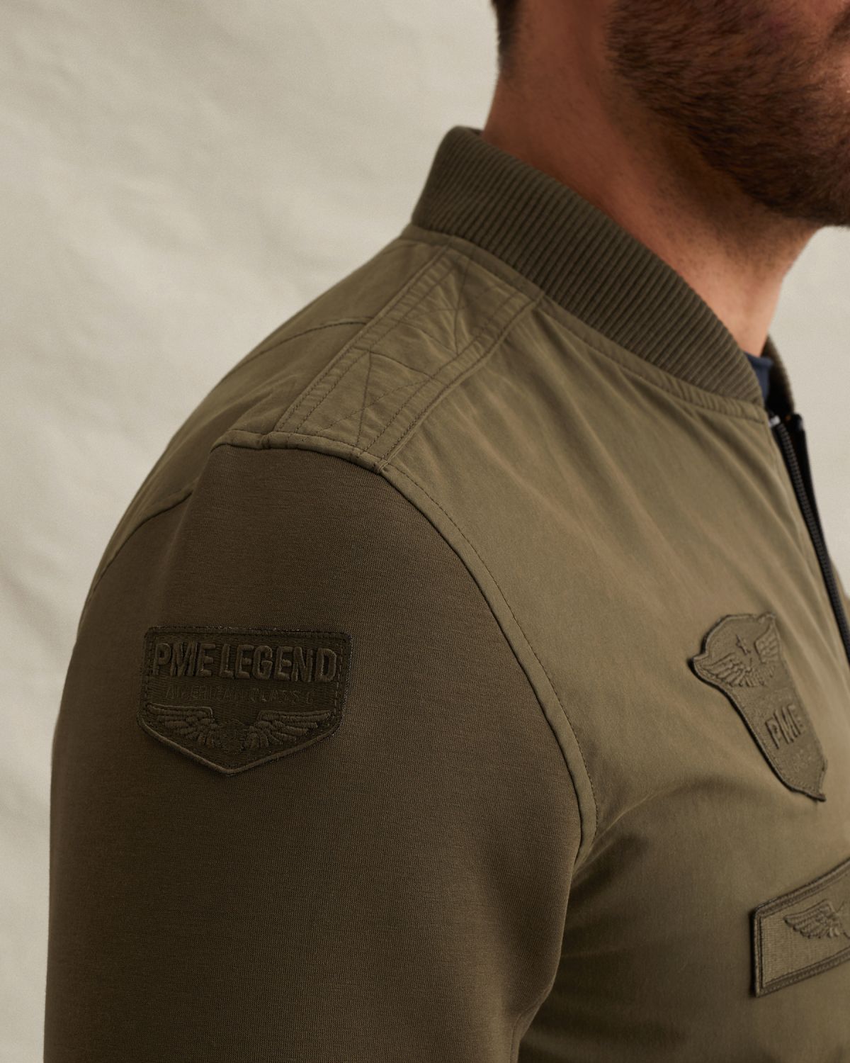 Куртка гибридная зелёная артикул PJH2602486-6415