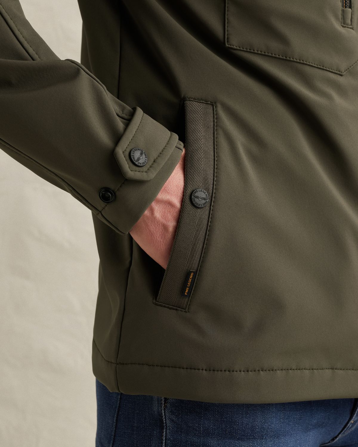 Куртка PME Legend со съёмным капюшоном и множеством карманов зелёная артикул PJA2602109-8039