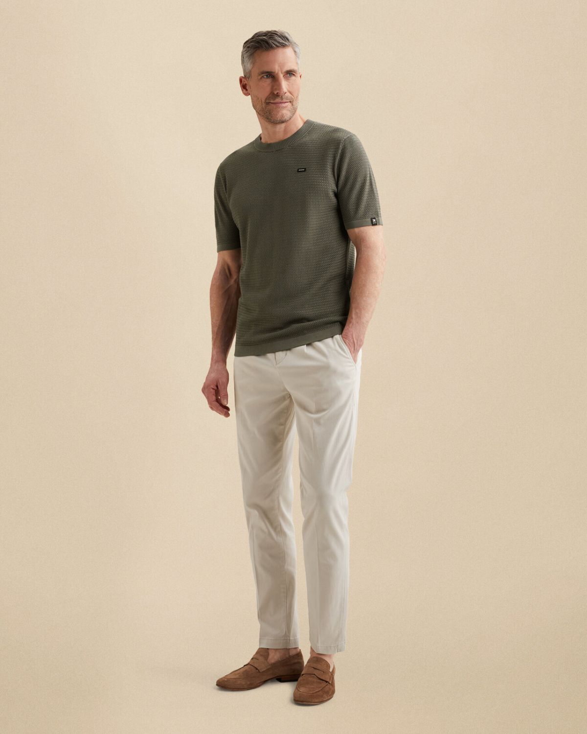 Чиносы Vanguard V35 relaxed fit бежевые артикул VTR2603635-9017