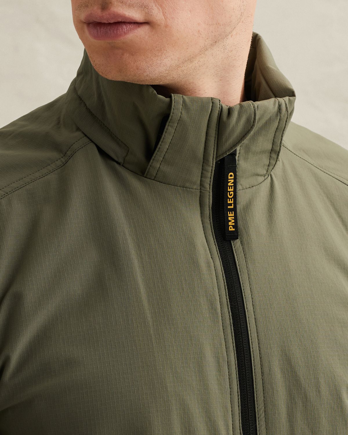 Куртка PME Legend эластичная с капюшоном зелёная артикул PJA2602124-6414