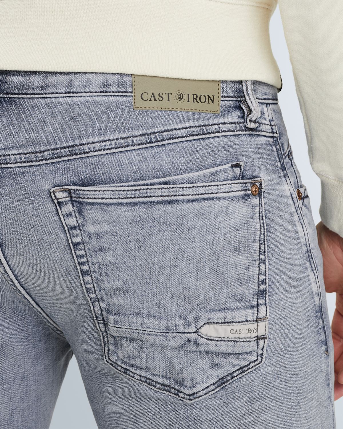 Джинсы Cast-Iron Shiftback синие артикул CTR240-URI