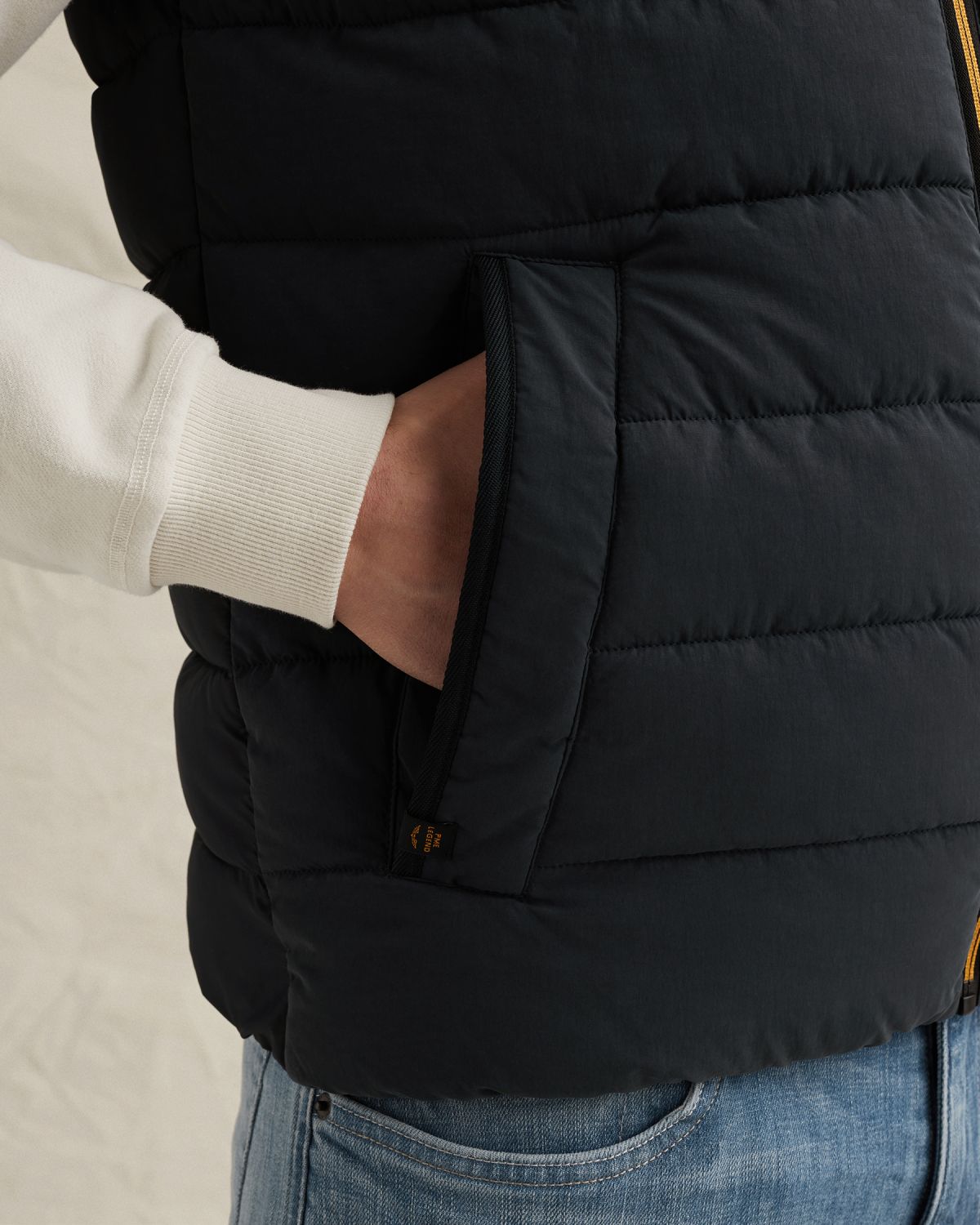 Жилет PME Legend с пышным утеплителем синий артикул PBW2602136-5281