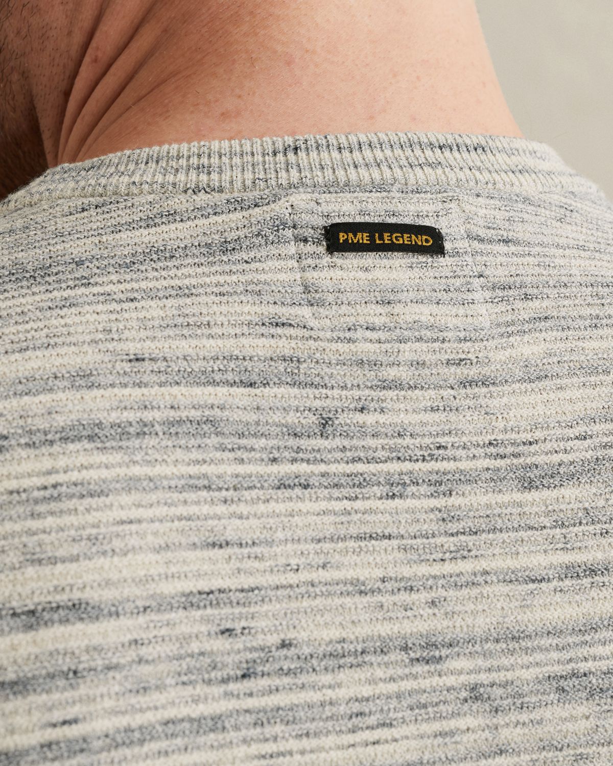 Пуловер PME Legend фактурный бежевый артикул PKW2603311-7013