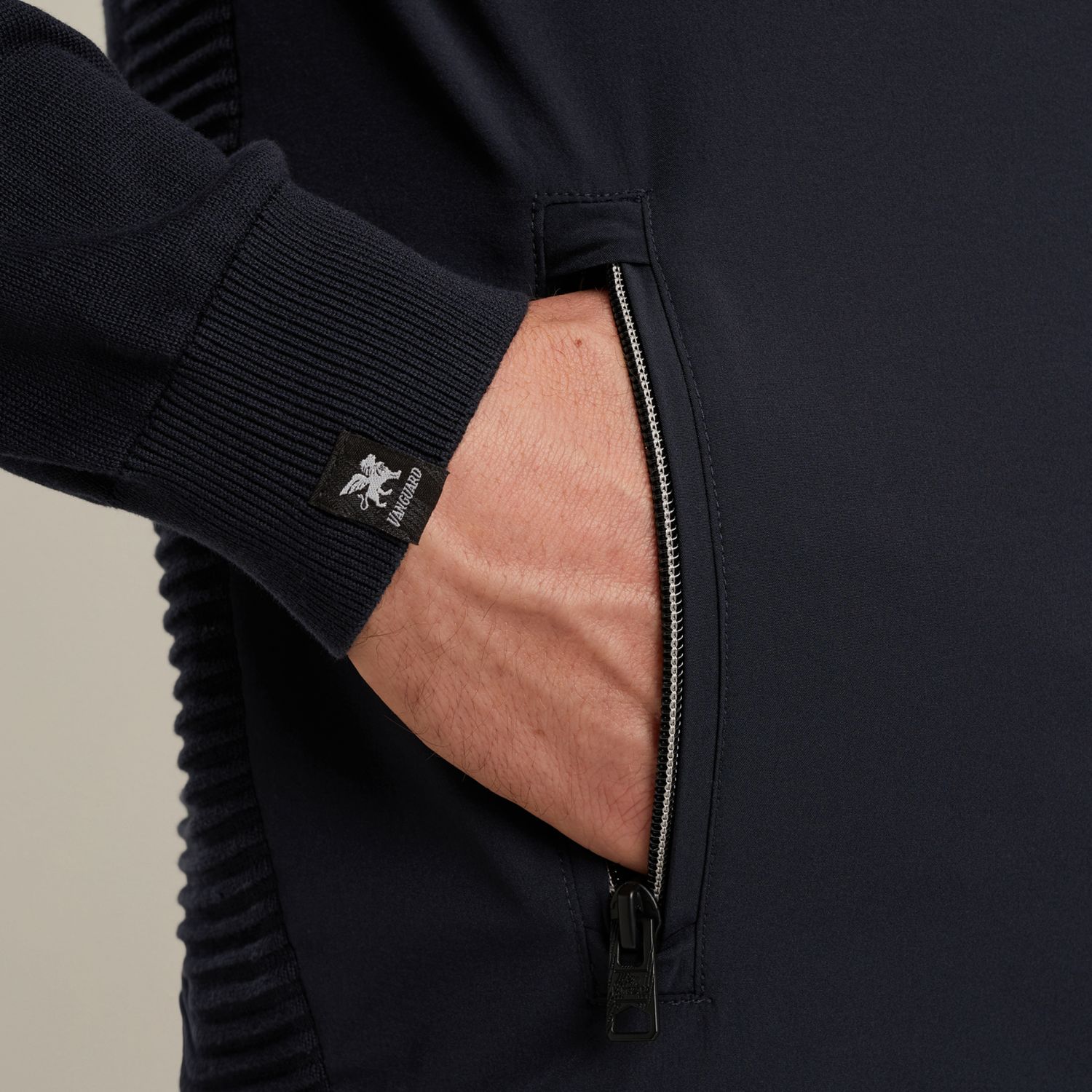 Кардиган Vanguard с контрастным передом синий артикул VKC2508354-5073