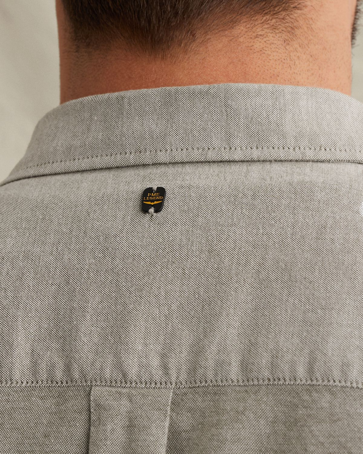 Рубашка PME Legend двухцветная с нагрудным карманом серая артикул PSI2602206-6415