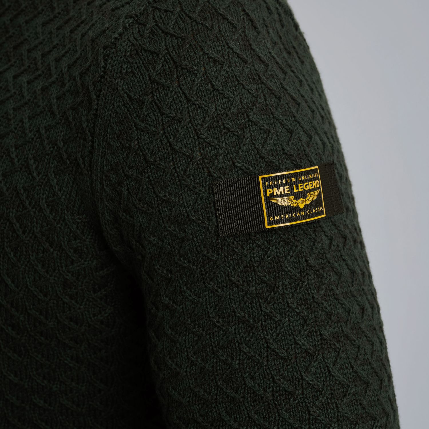 Пуловер PME Legend с круглым вырезом зелёный артикул PKW2510304-6027