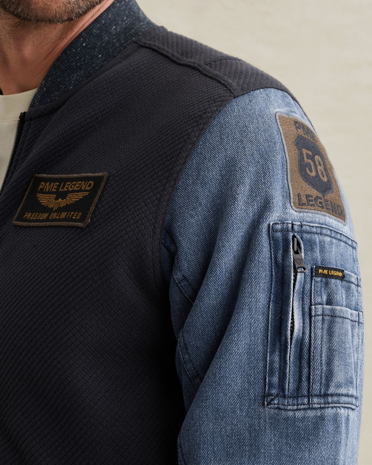 Куртка PME Legend гибридная с нашивками синяя артикул PJH2602484-5116