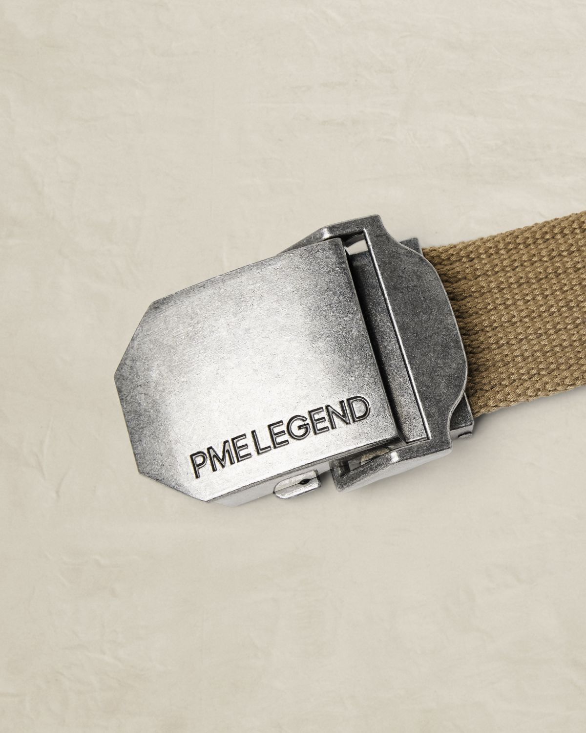 Ремень PME Legend из плотного полотна с металлической пряжкой зелёный артикул PBE2602962-6405