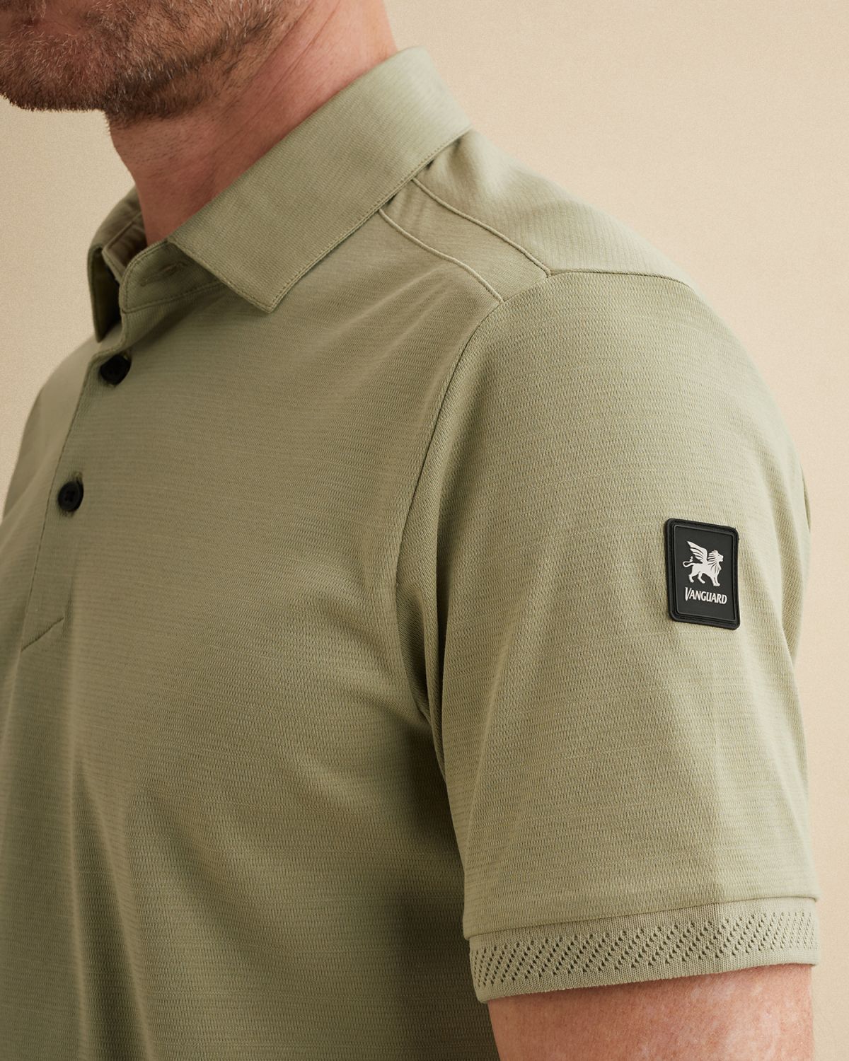 Футболка-поло Vanguard зелёная артикул VPSS2603810-6390