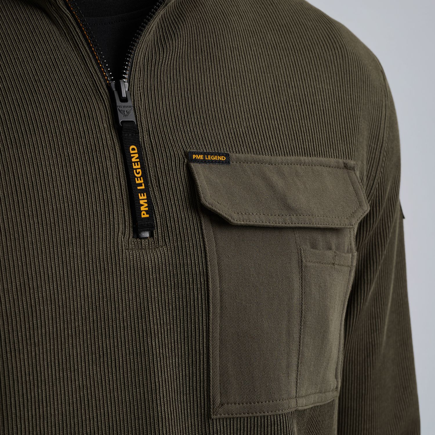 Пуловер PME Legend с нагрудным карманом зелёный артикул PSW2509457-8039