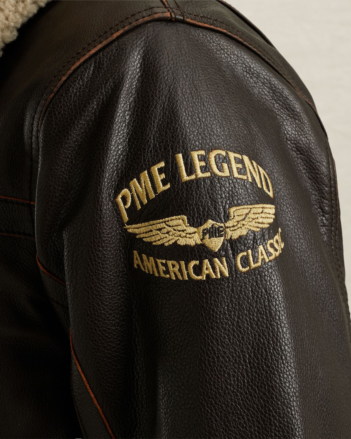 Куртка PME Legend Iconic Hudson с отстёгивающимся воротником коричневая артикул PLJ650010-771