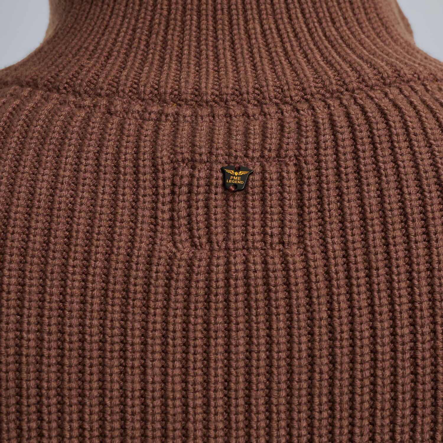 Пуловер PME Legend с половинной молнией коричневый артикул PKW2509324-8203