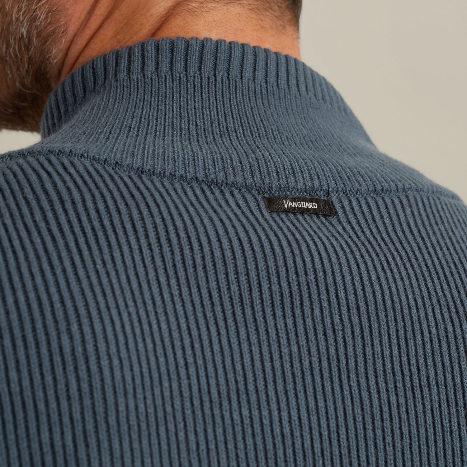 Кардиган Vanguard с молнией синий артикул VKC2509376-5279