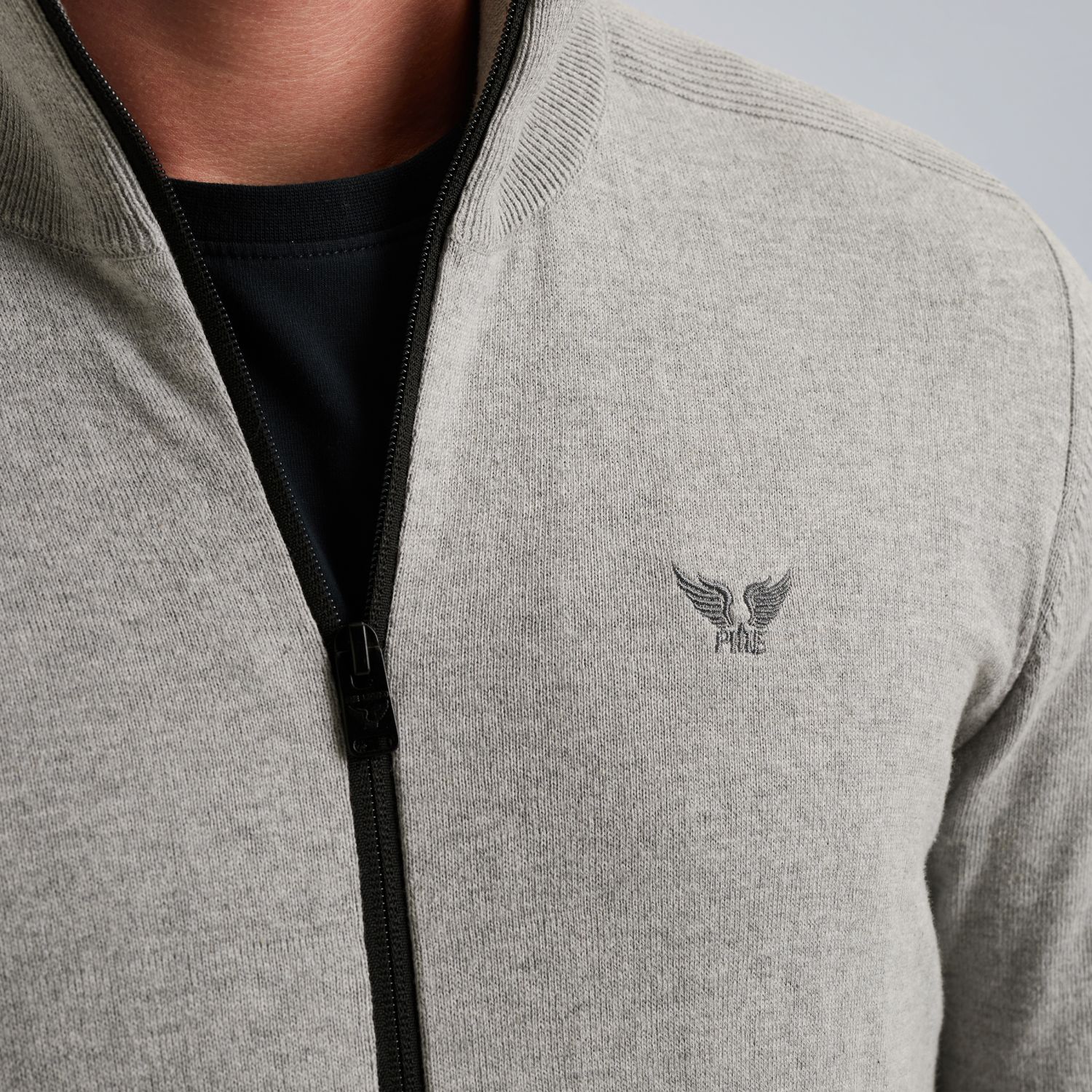 Кардиган PME Legend с молнией серый артикул PKC2508355-921