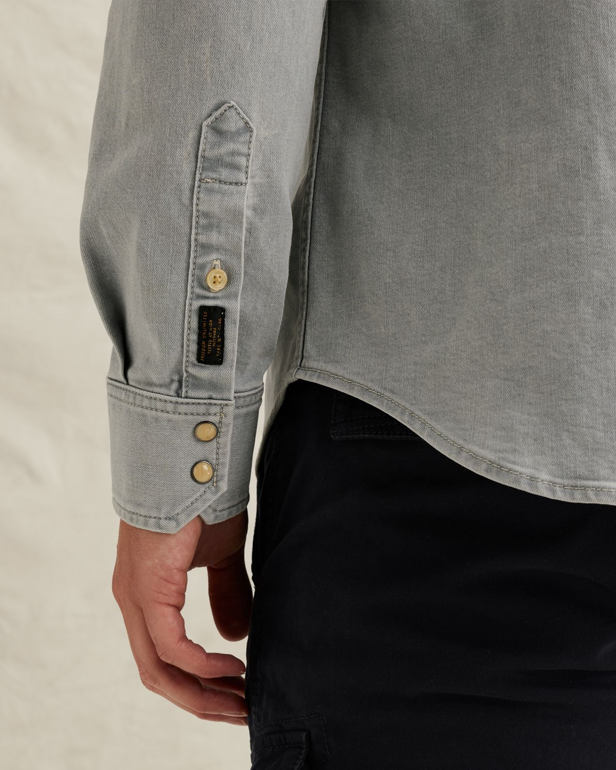 Рубашка джинсовая с нагрудными карманами синяя артикул PSD2602239-SGS