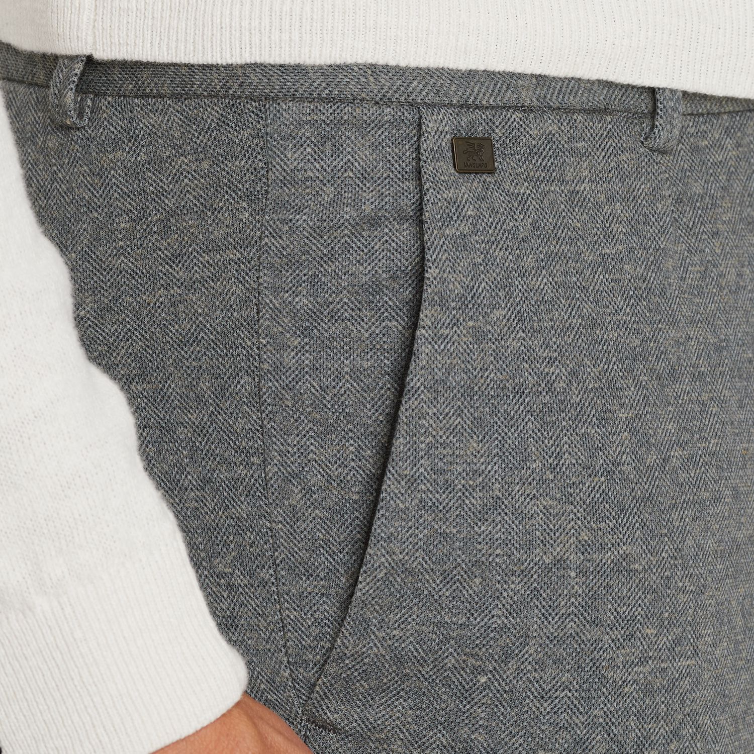 Чиносы Vanguard V11 свободного кроя серые артикул VTR2509615-9044