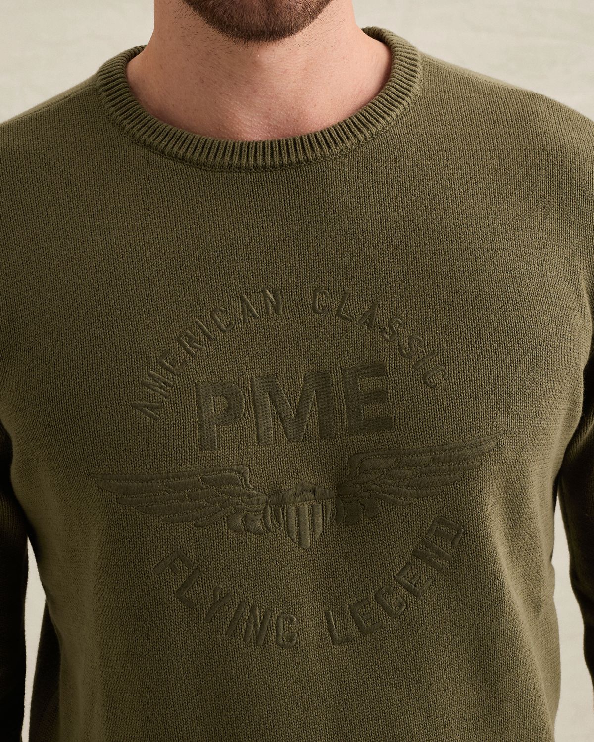 Пуловер PME Legend с тиснением оливковый артикул PKW2608312-6447