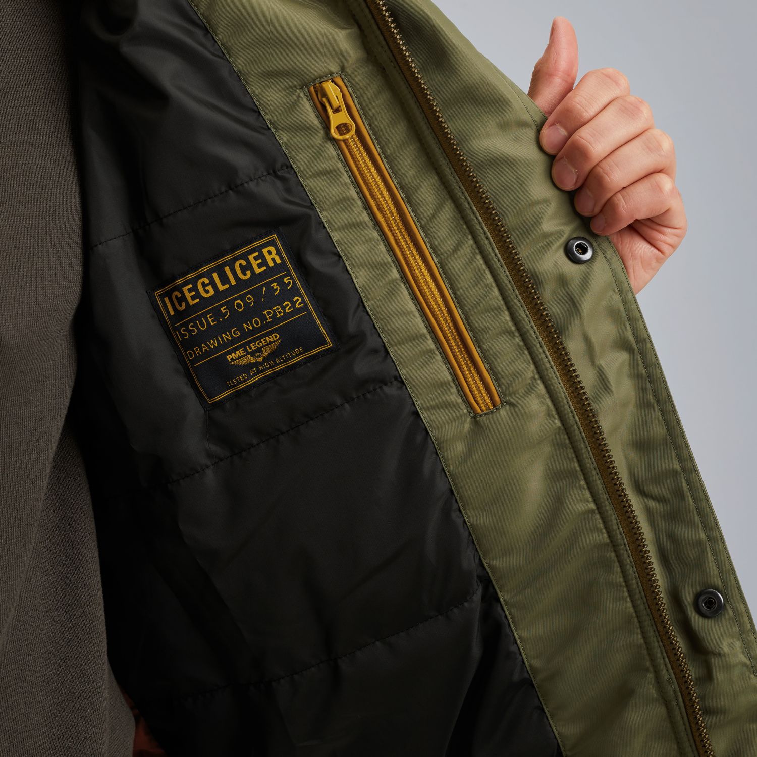 Куртка Iceglicer зелёная артикул PJA2509135-6379