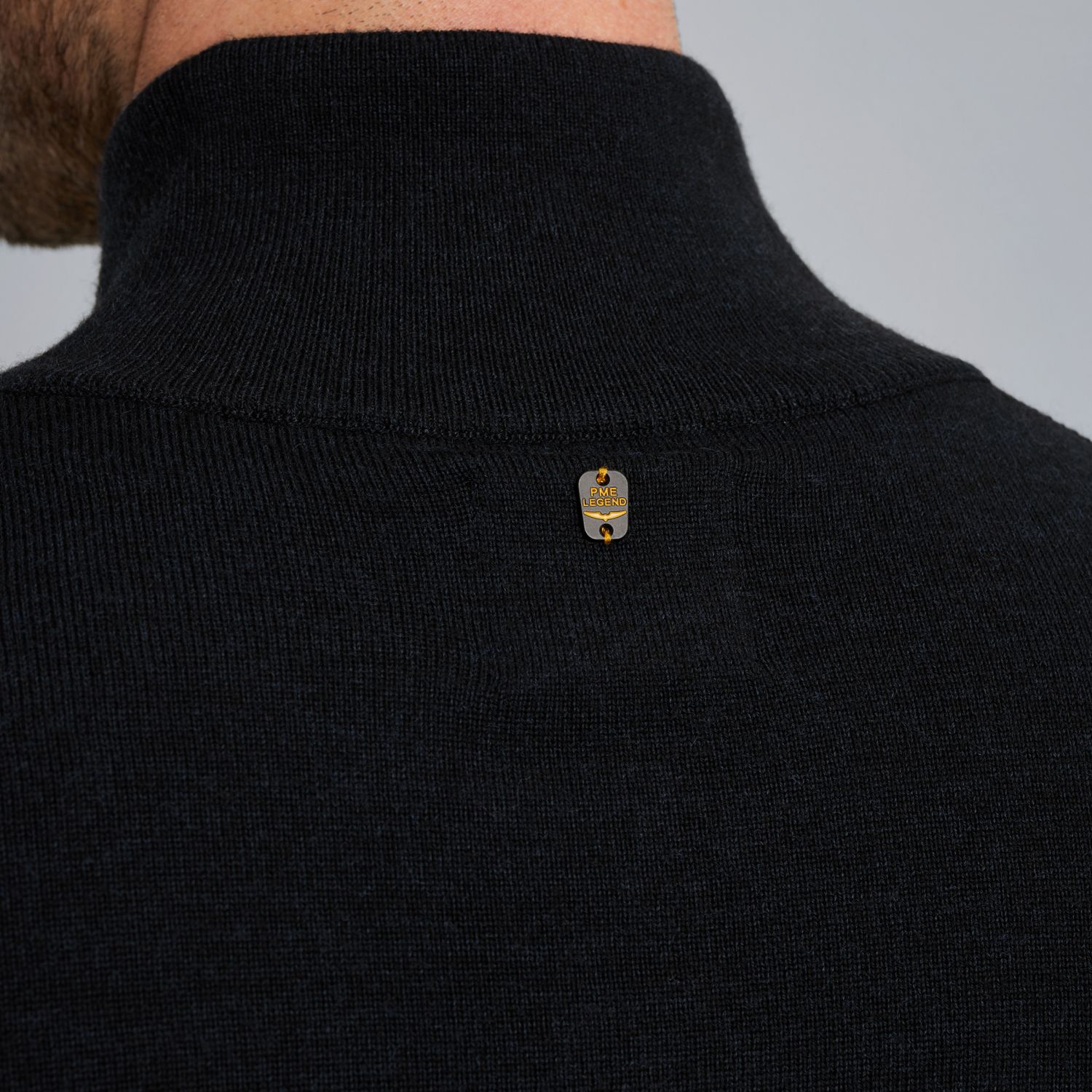 Пуловер PME Legend с воротником-стойкой синий артикул PKW2509327-5281
