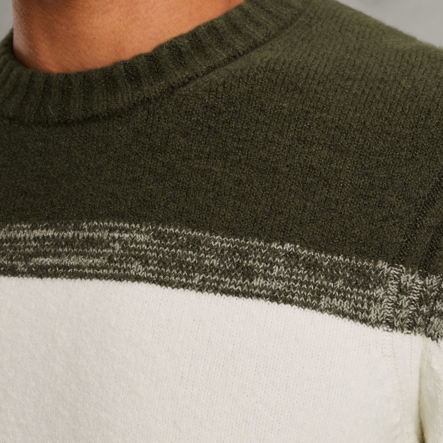 Пуловер Cast-Iron в полоску зелёный артикул CKW2510352-6513