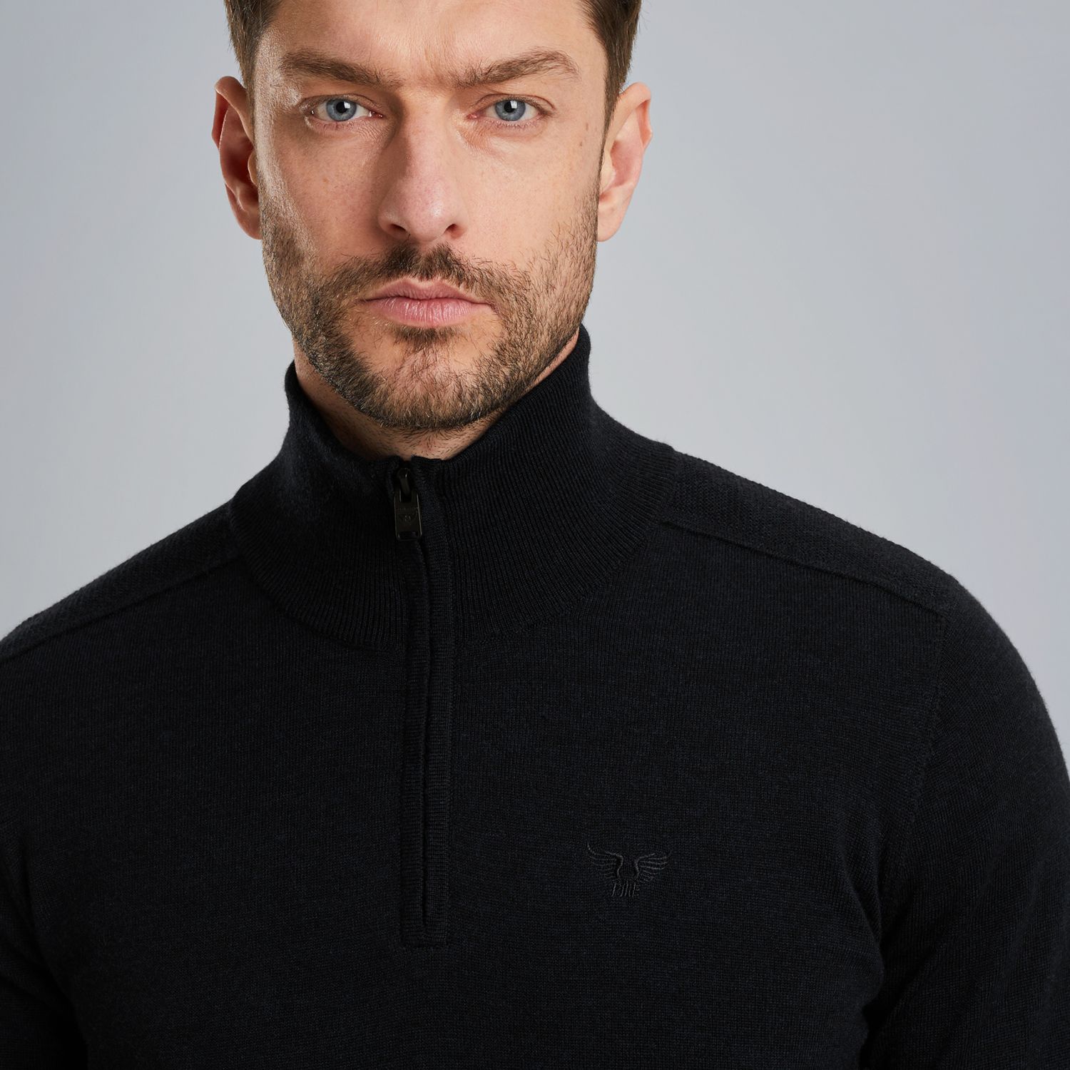 Пуловер PME Legend с воротником-стойкой синий артикул PKW2509327-5281