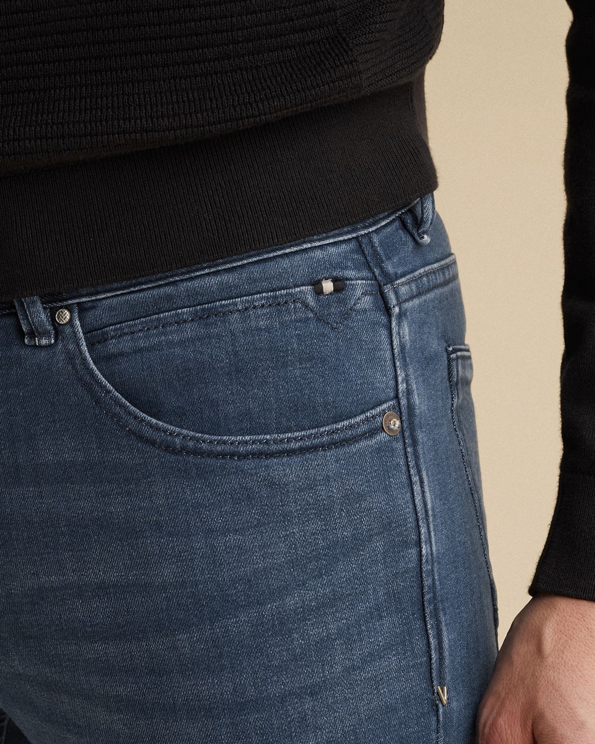 Джинсы Vanguard V7 прямого кроя синие артикул VTR515-WBW