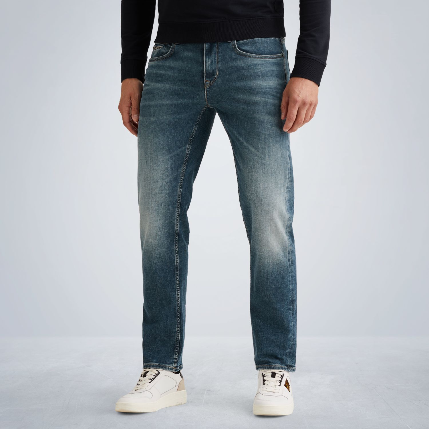 Джинсы PME Legend Wingload relaxed fit синие артикул PTR2509703-GBS