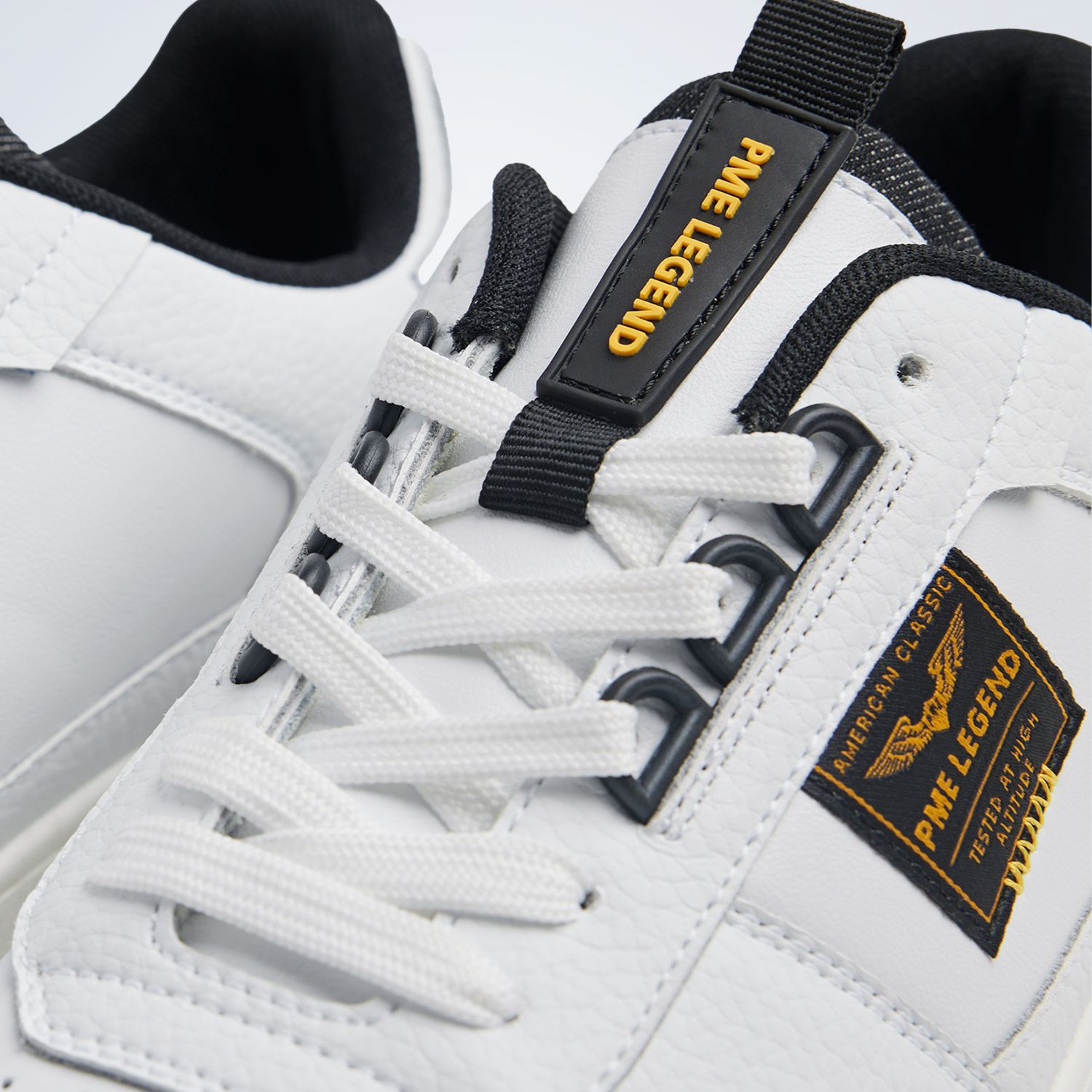 Кроссовки Gobbler белые артикул PBO2508320-900